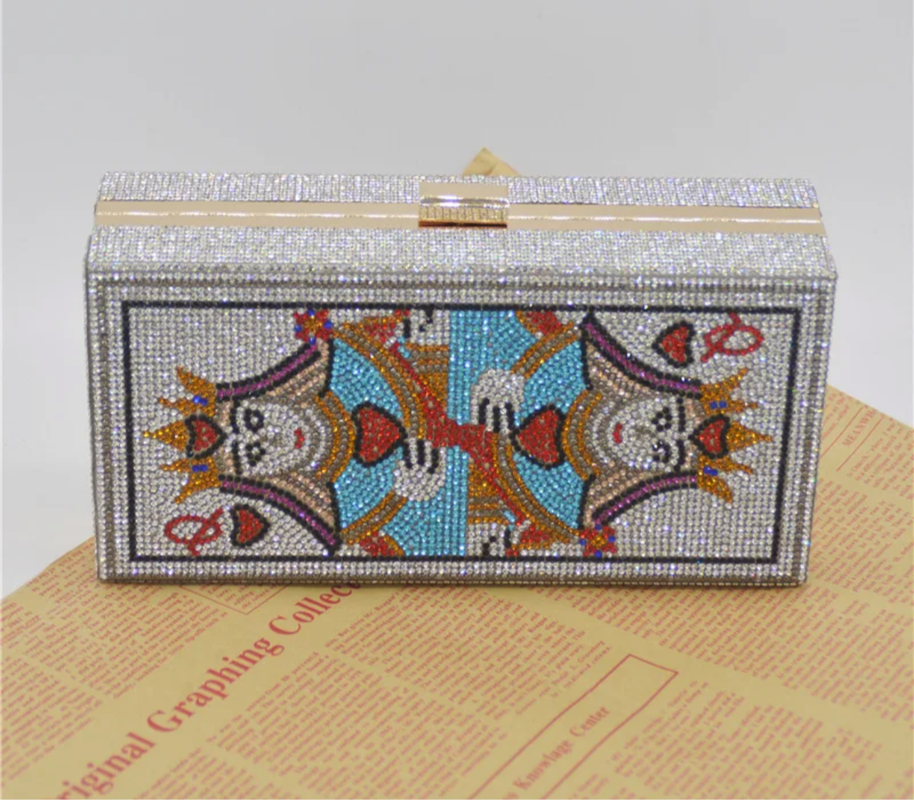 Queen shuffle purse