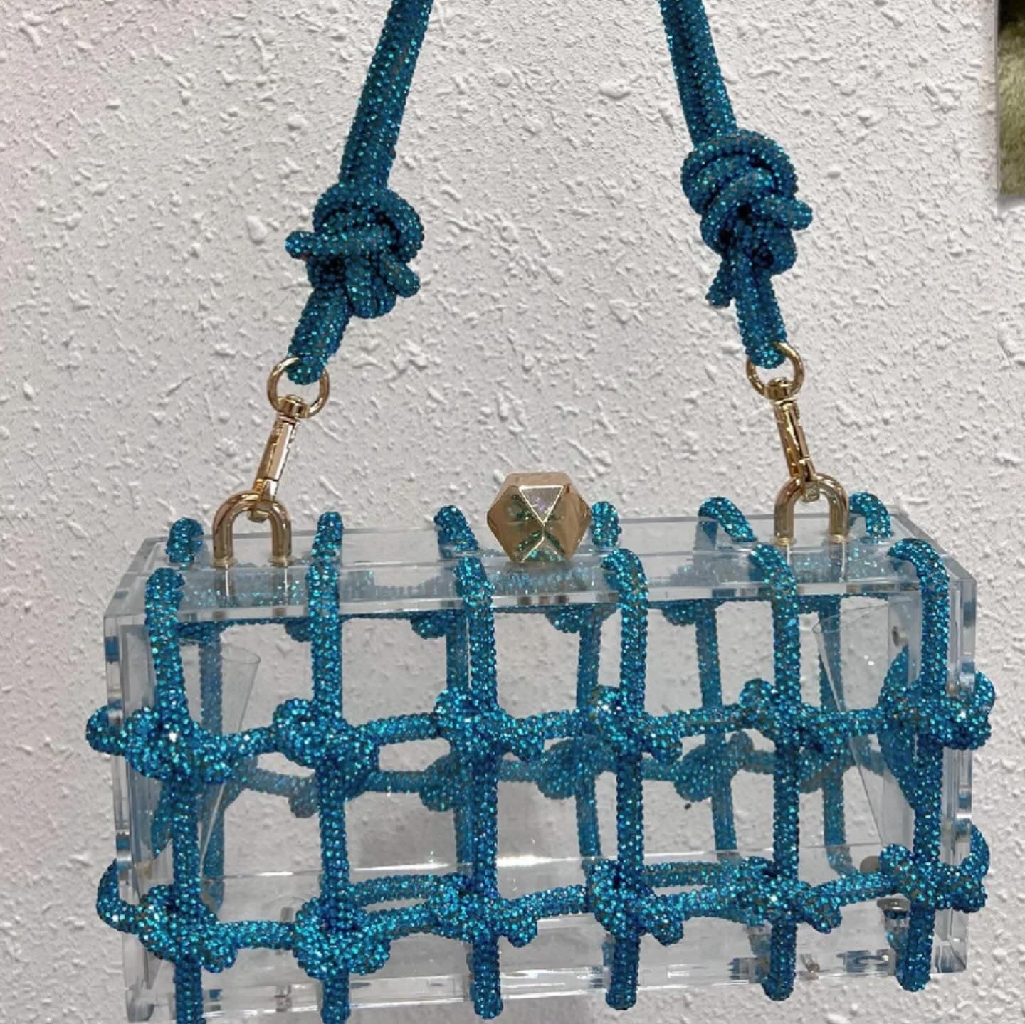 Diamond mami clutch
