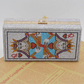 Queen shuffle purse